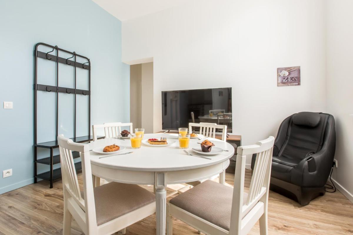 Appartement moderne, propre, WIFI, siège massant - Housity