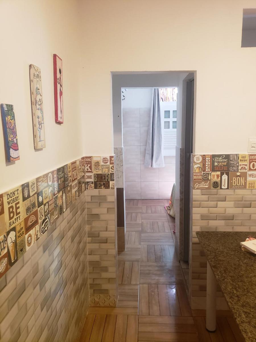 Kitnet Perto da Primeira Praia - Housity