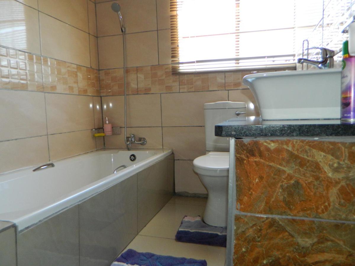 Sgobolo Guest House - Housity