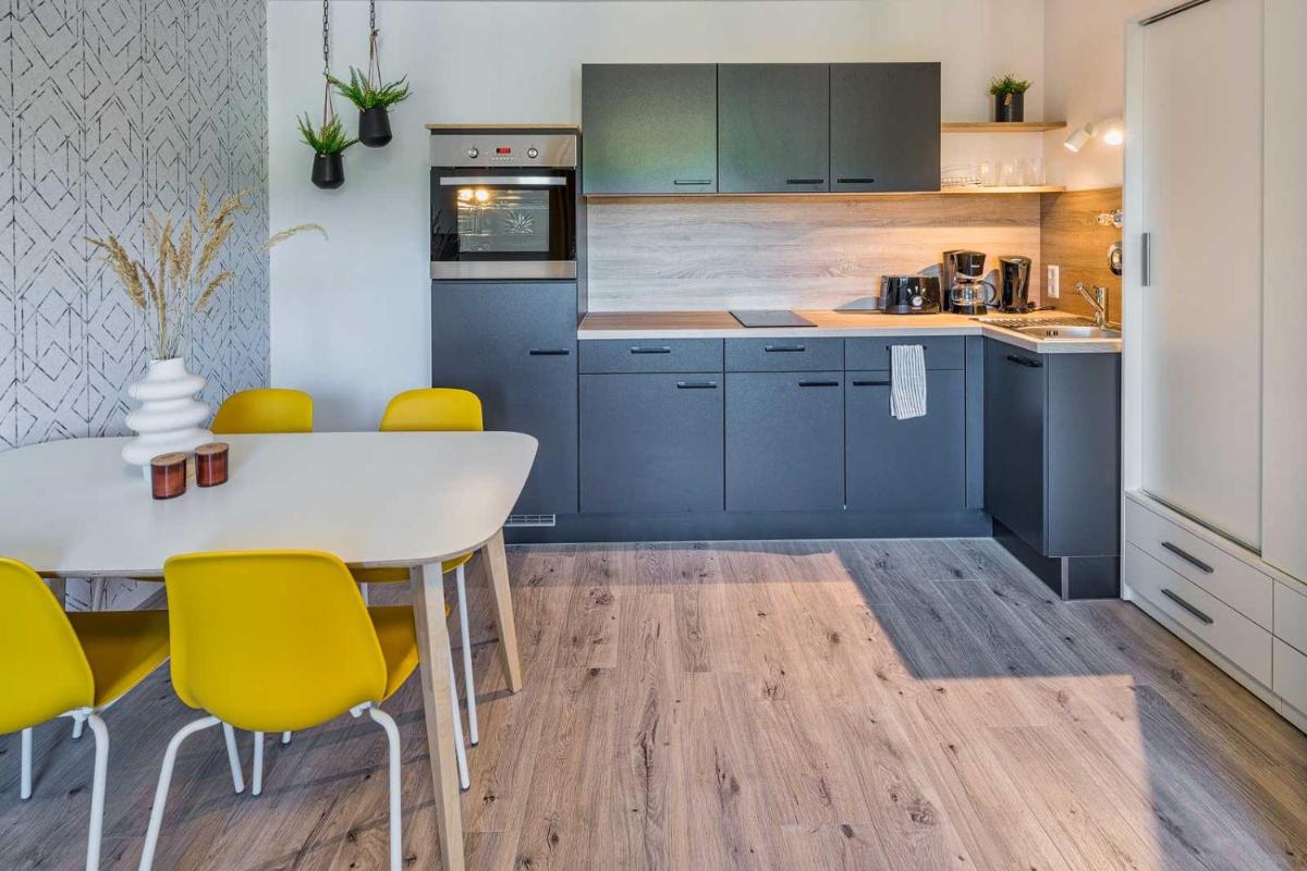 new apartment I cozy I Netflix I WLAN I near airport - Housity