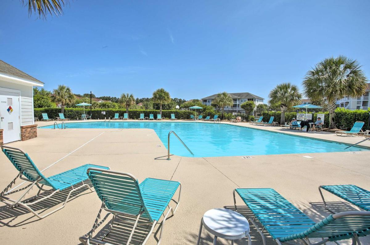 Bright and Airy Resort Condo Golf, Shop and Swim - Housity