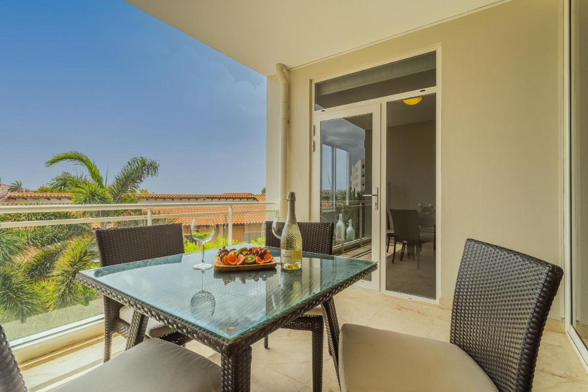 Sunset Eagle Condo - Housity