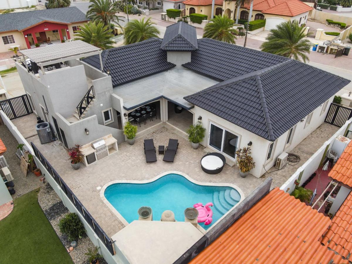 NEW Top Location Rooftop Terrace with Ocean View - Housity