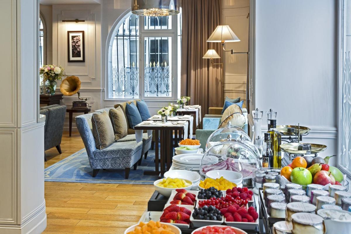 Nourriture dans l'hôtel ou à proximité