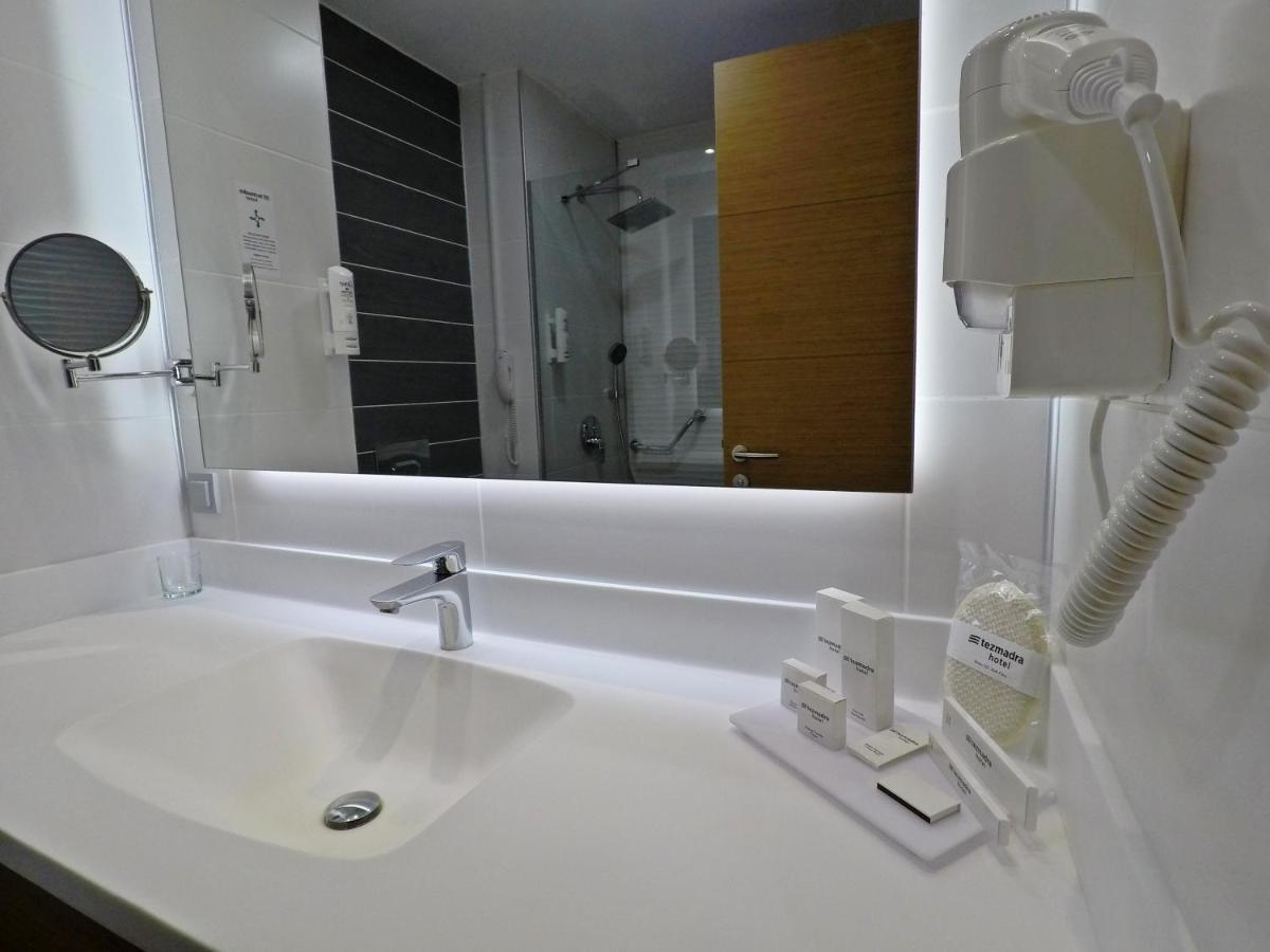TEZMADRA HOTEL - Housity