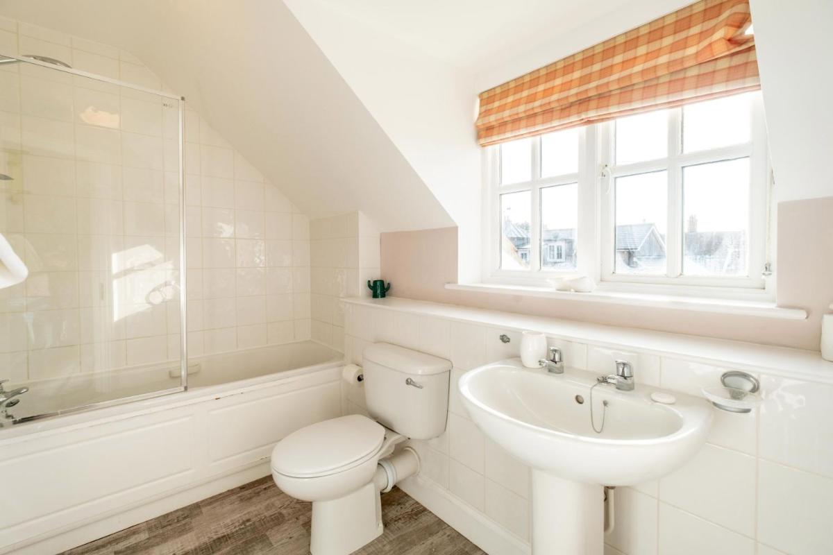 1 Sanctuary Court - Aldeburgh Coastal Cottages - Housity