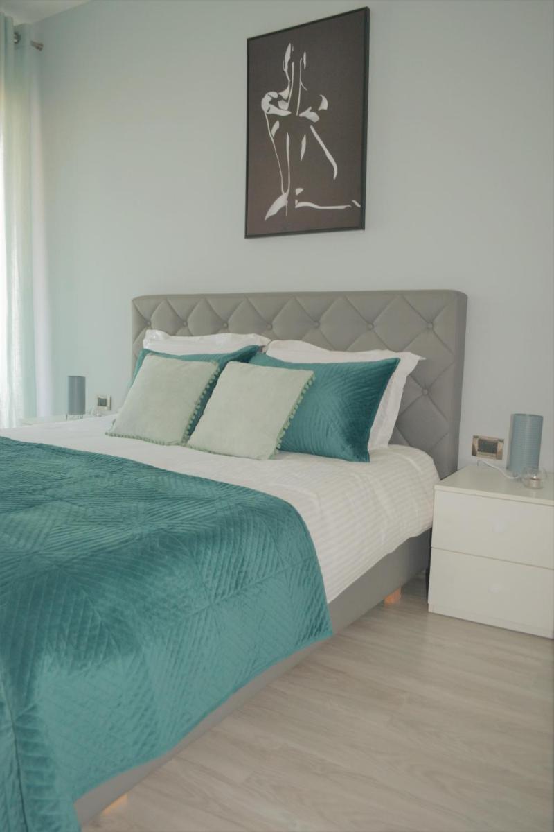 Suitetrails - Cozy Central Tirana Apartments