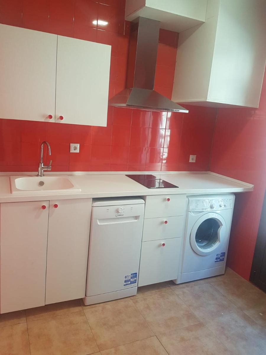 Bilbao Cozy Apartment with free Wifi - Housity