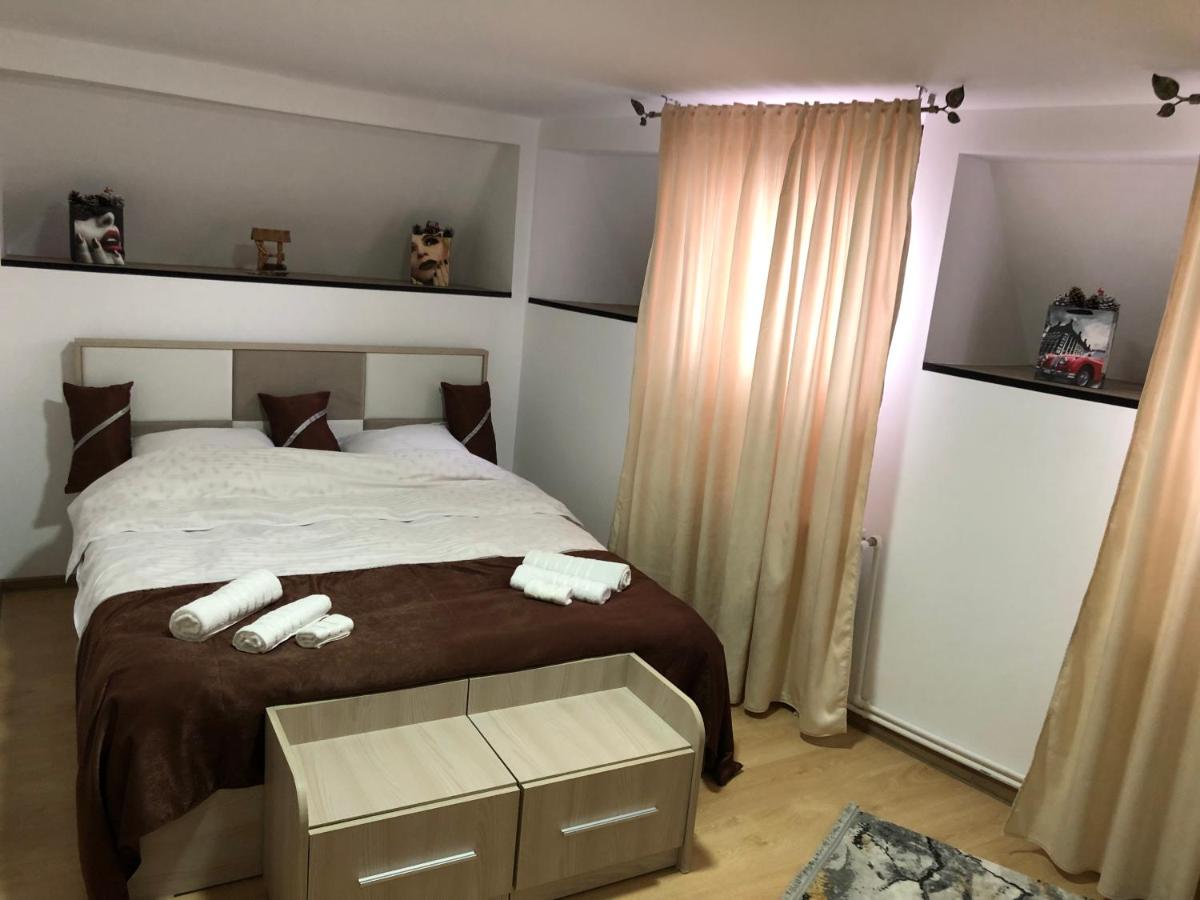 Serban Home Arenele Romane Marius Nasta - Housity