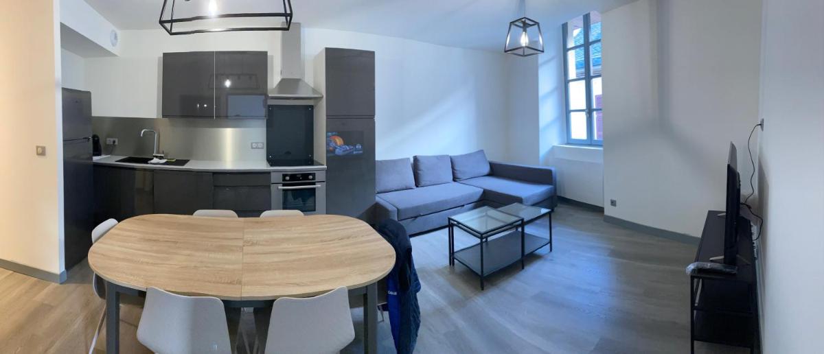 Suitetrails - Résidence avec un T3 un T2 et un STUDIO en Centre Ville d Argeles-Gazost