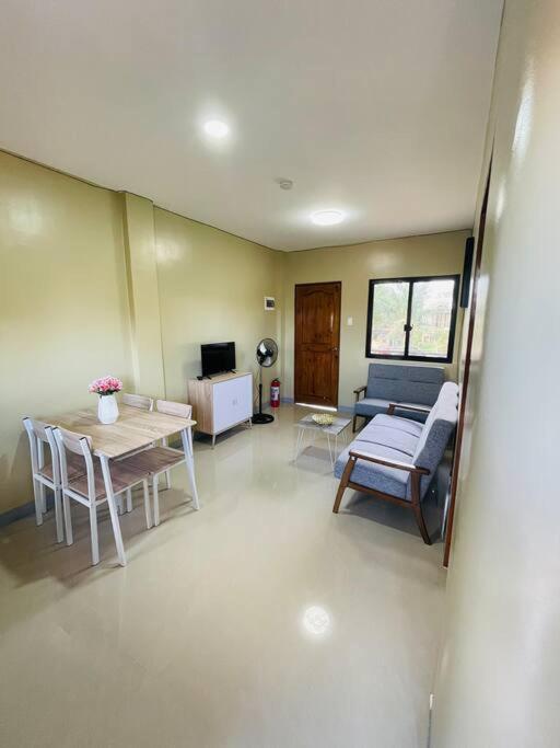 Furnished apartment Daily rental - Hizvo