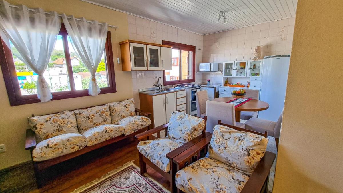 Apartamento 2 Quartos até 5 pessoas - Gramado - Housity