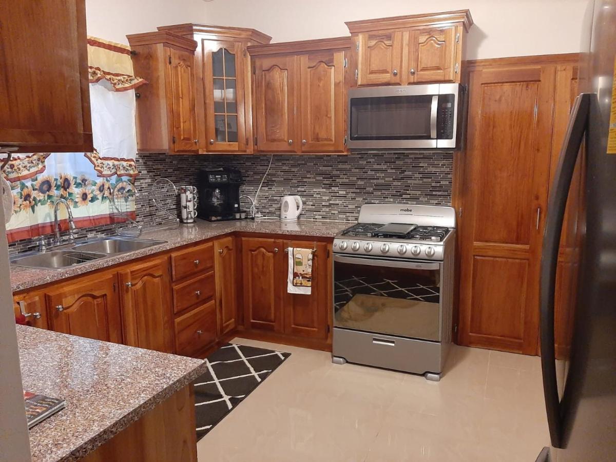 Windsor Luxury Palace - Housity