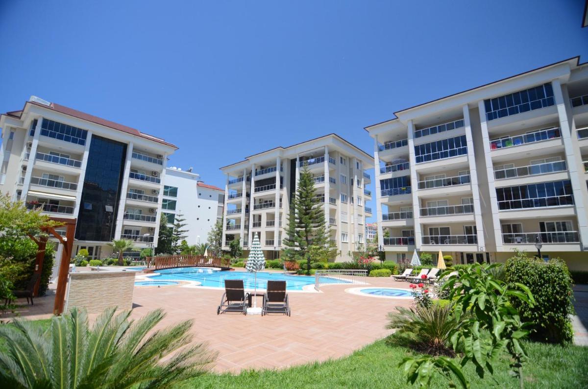 Luxury Four Seasons Residence Alanya Kestel 1+1 Apartment - Housity