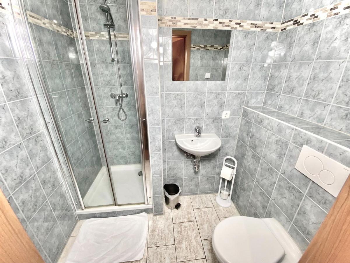 Pension Laurent Ranch - Housity