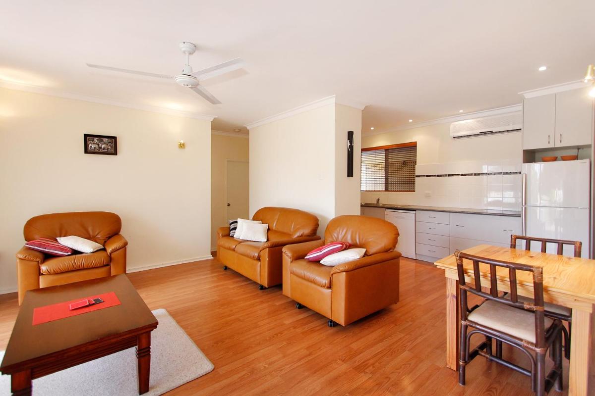Suitetrails - Hillarys Holiday Home