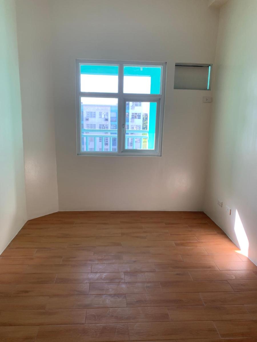 Seawind Condominium - Housity