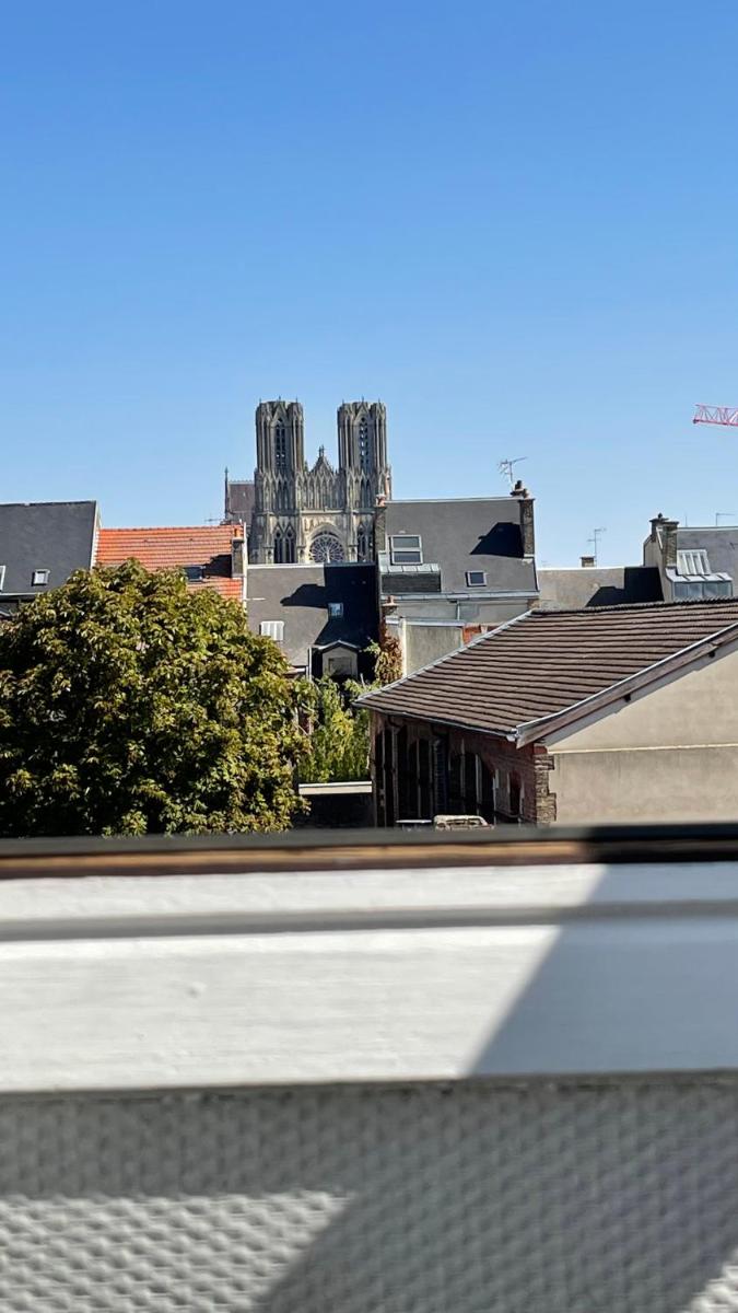 Le cosy marnais, centre ville, vue cathédrale - Housity