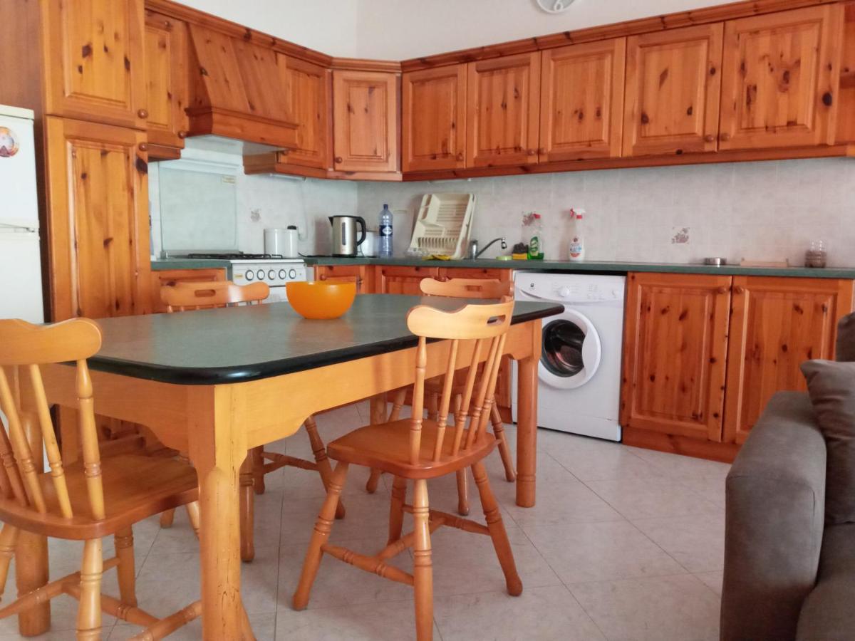 Qbajjar two bedroom apartment - Housity