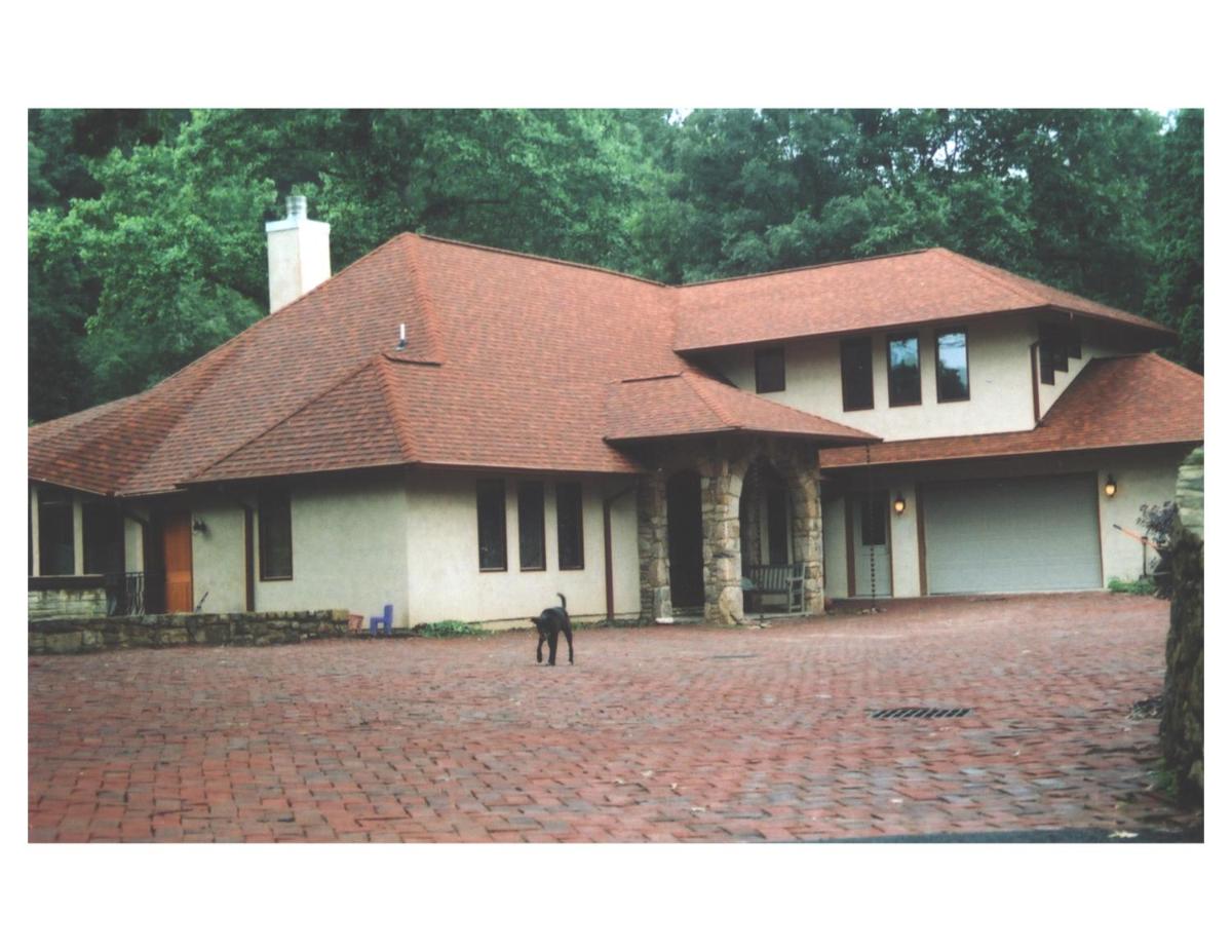 Brookwood House - Housity