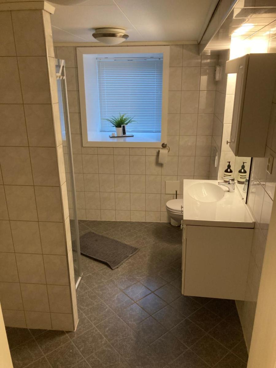 Suitetrails - Kjellerleilighet - nært Haukeland sykehus.
