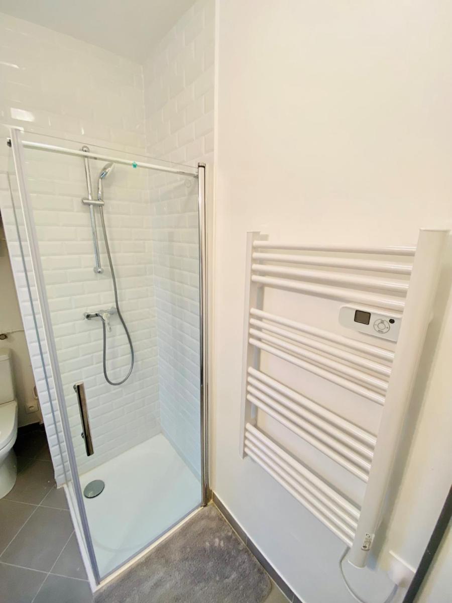 ENGHIEN-LES-BAINS: studio au cœur du centre ville. - Housity