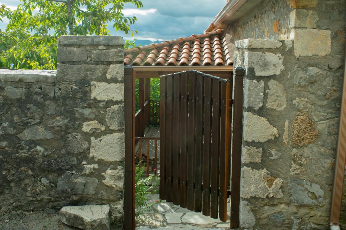 Arcadianis lakeview villa at Psari Arkadias - Housity