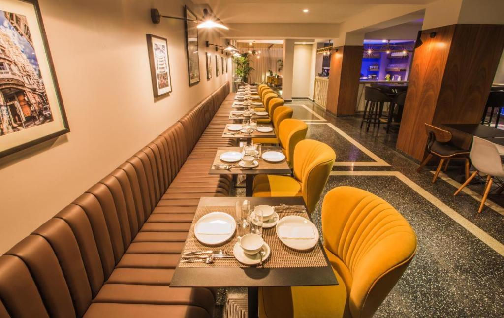 Boutique Hotel Gauthier Restaurant Terrasse - Housity