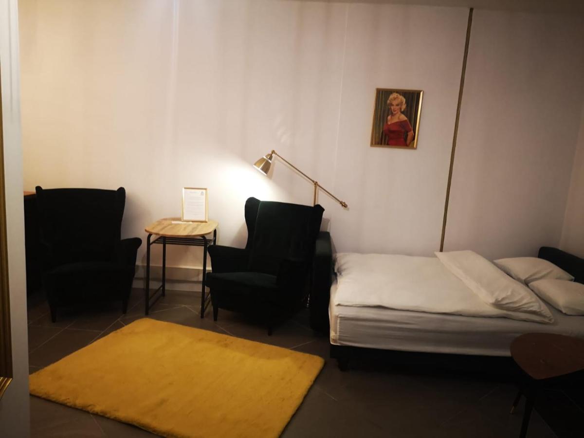 Apartamenty LENA 5 Jacuzzi - Housity