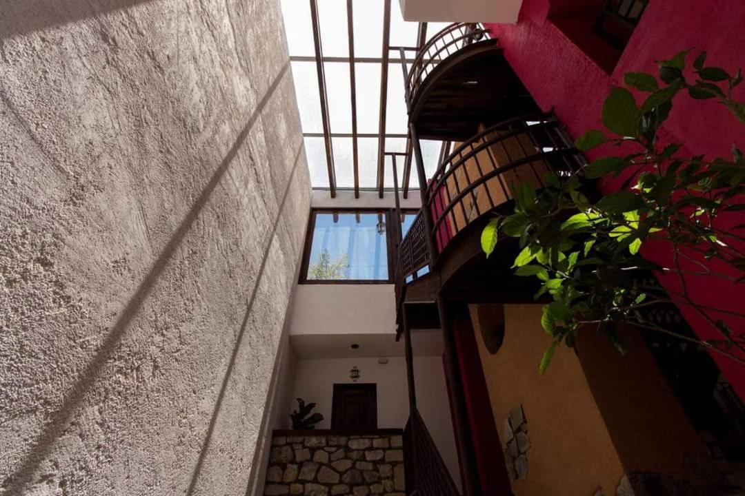 El Palacio Del Gambusino - Housity