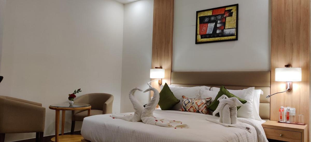 Suitetrails - Elora Lords Eco Inn , Lucknow