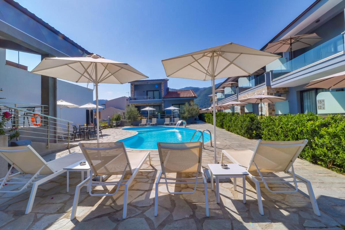 Theros Villas & Suites - Housity
