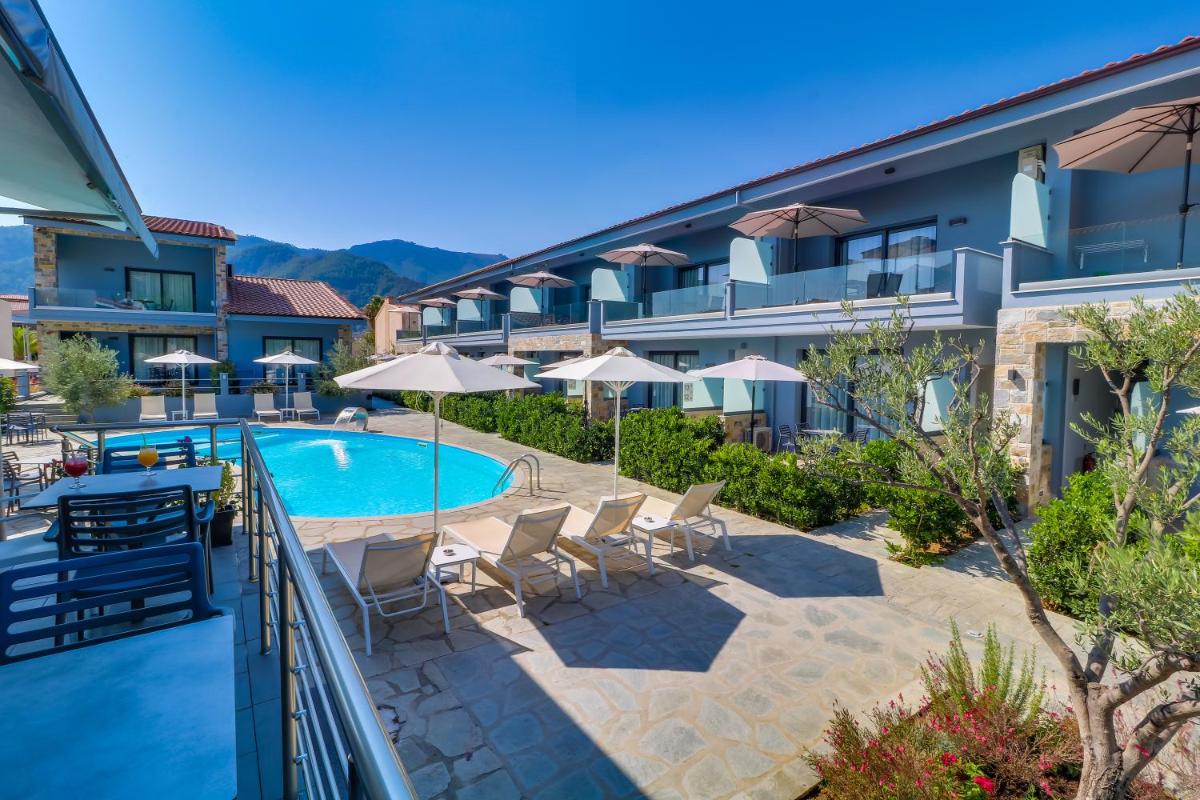 Theros Villas & Suites - Housity