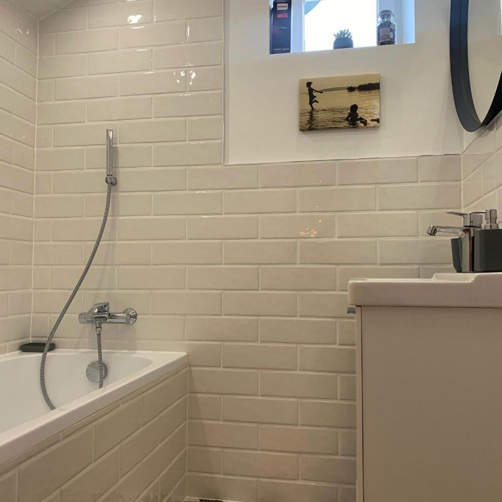 Válibor Vinotéka Apartman - Housity