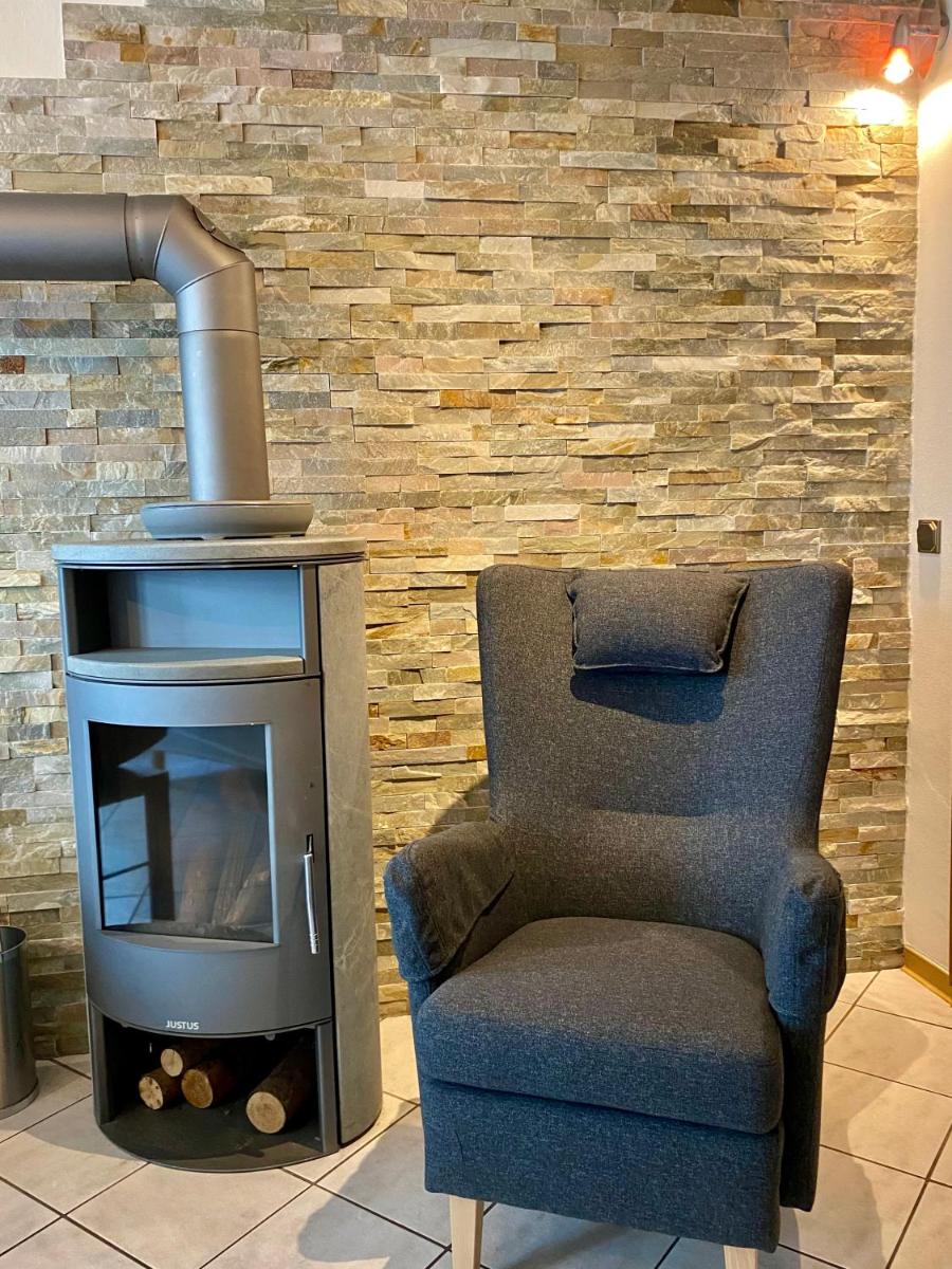 Winzerhaus im Oberdorf - FeWo u Zimmer - auch kombinierbar - Housity
