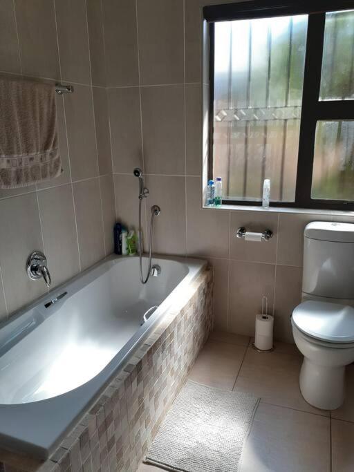 No 7 en-suite accommodation - Housity
