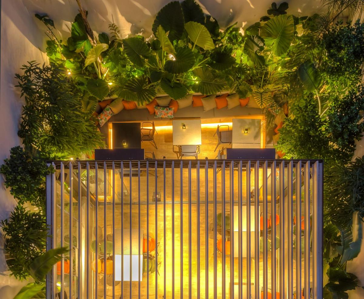Ivis 4 Boutique Hotel - Hizvo