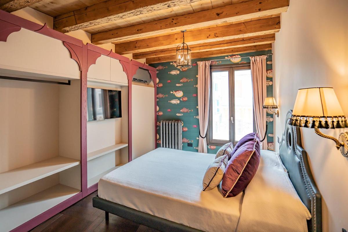 Corte Rubbi 9 Canal View -Dimora Italia - - Housity