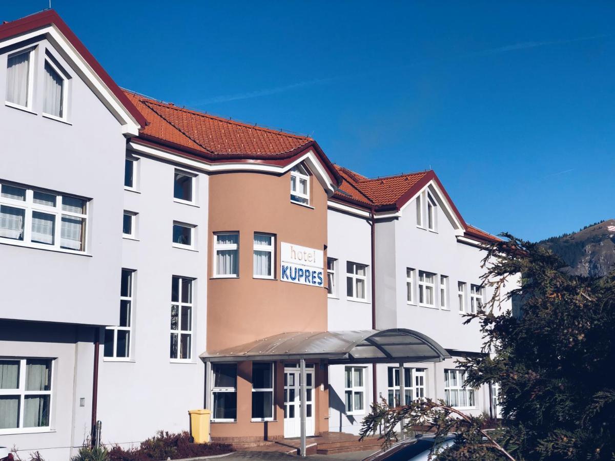 Hotel Kupres - Housity