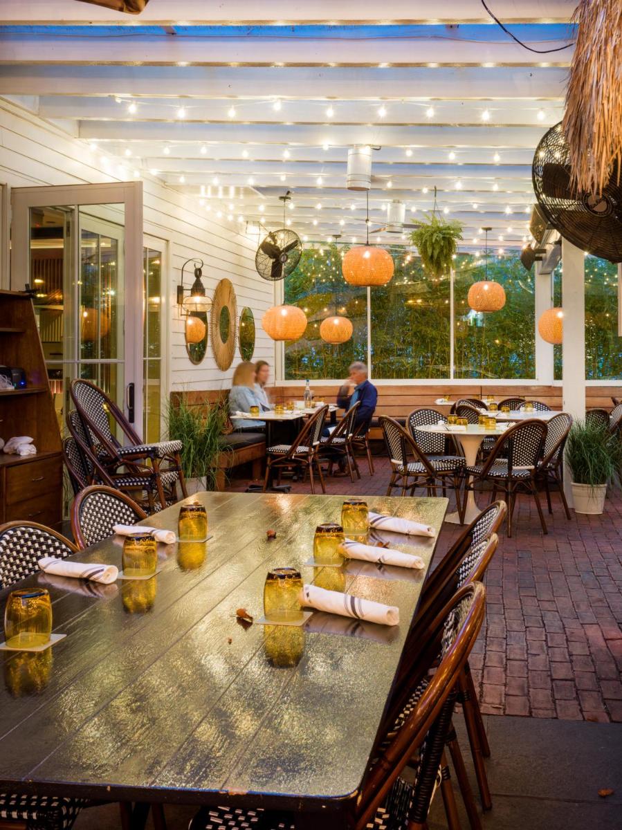American Beech Hotel - Housity