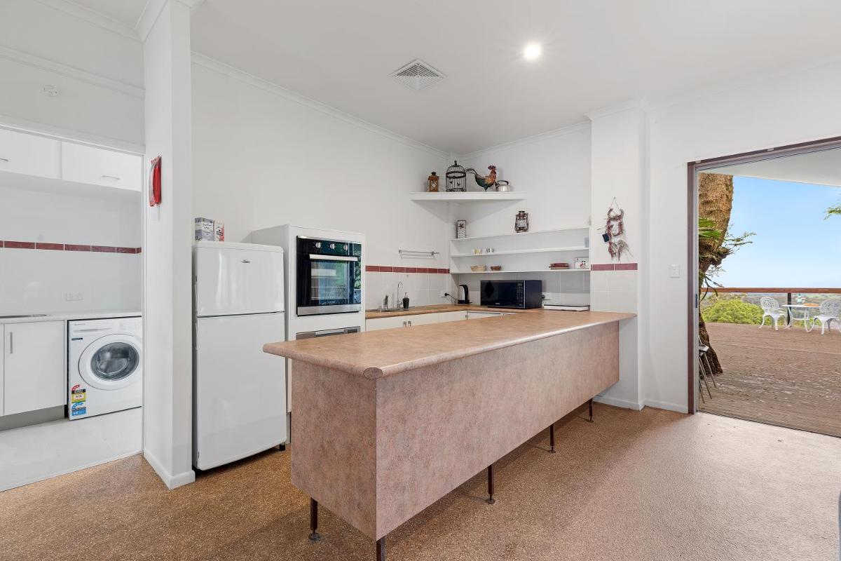Serendipity Farm - Housity