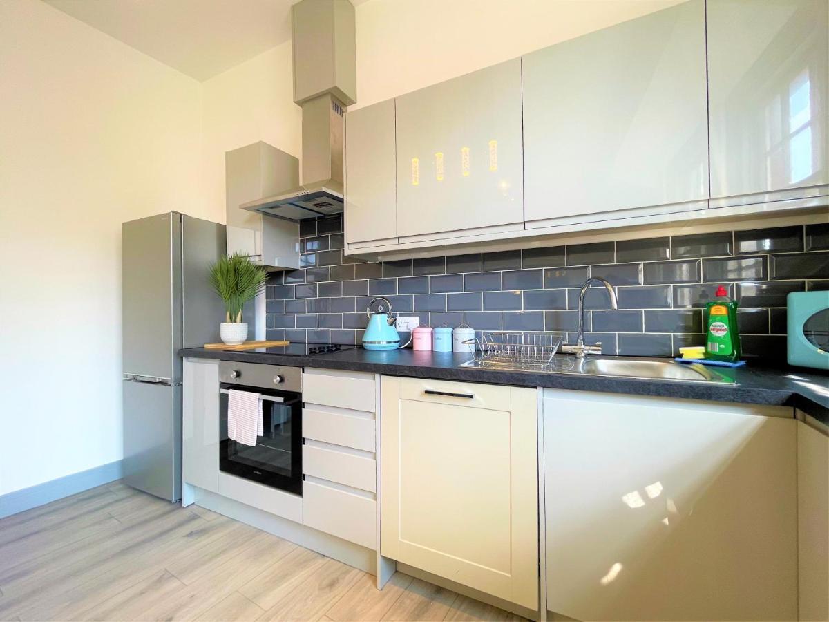 The Fairway Apartment - Sandwich Central - By Goldex Coastal Breaks - Housity