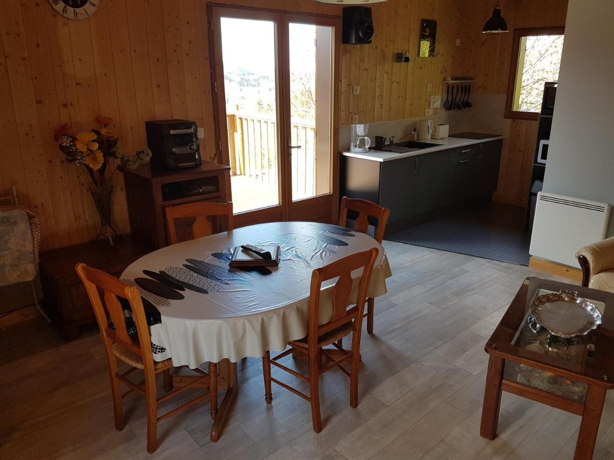 Chalet montagnard Perce Neige avec terrasse plein sud-5 personnes - Housity