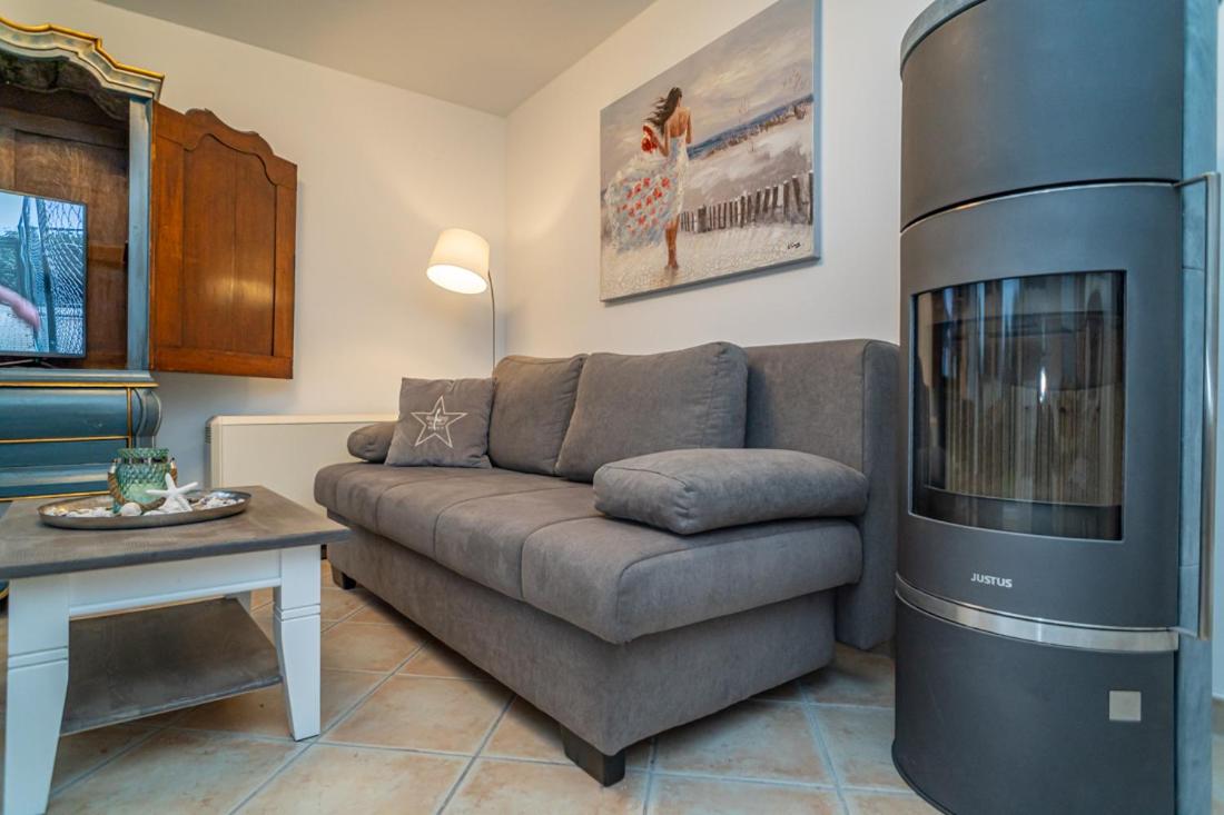 Wildrose EG (2) - Housity