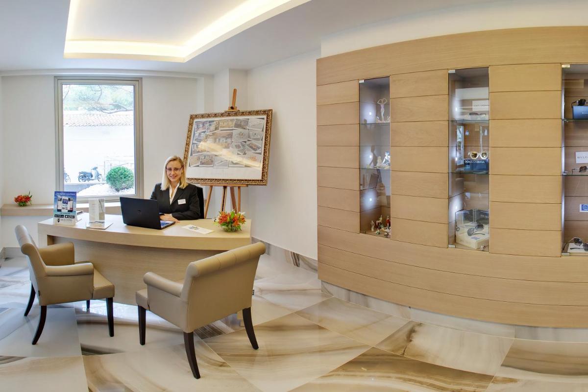 Imagen de la galería de Cosmopolita Hotel Boutique & Spa, en Platja d'Aro