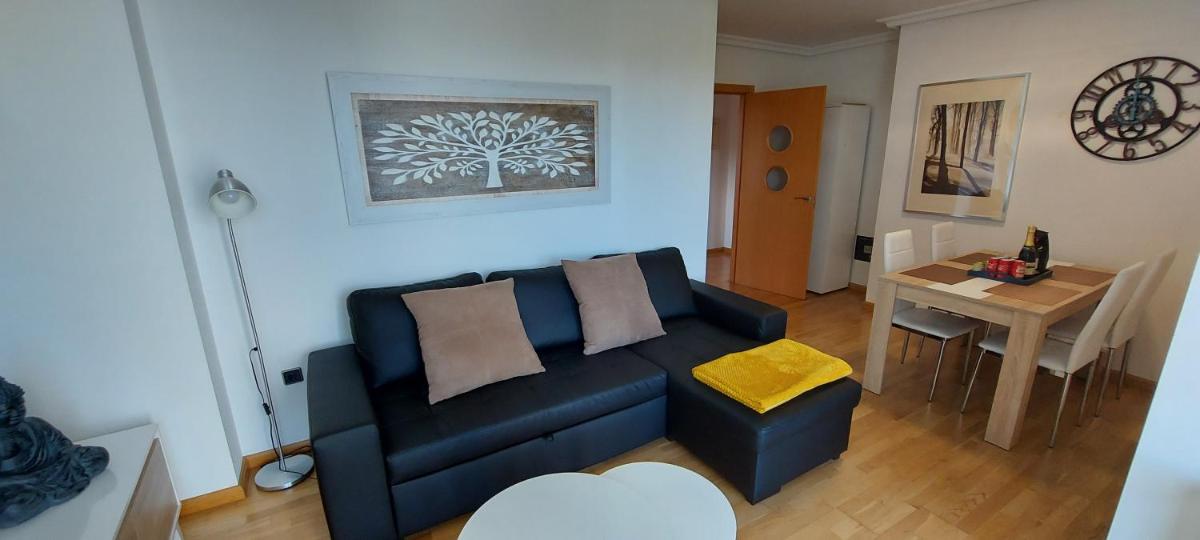 Olas Deluxe Salinas - Housity