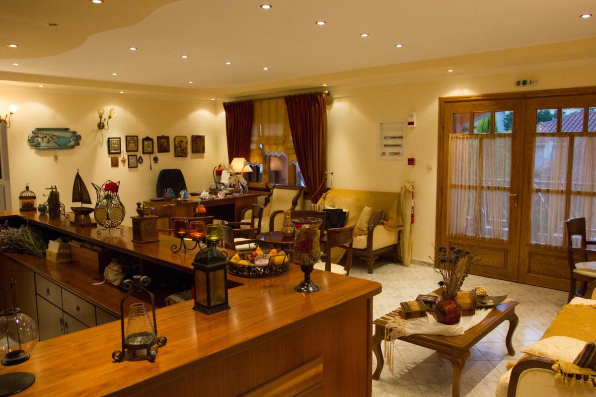 Hotel Ismini - Housity