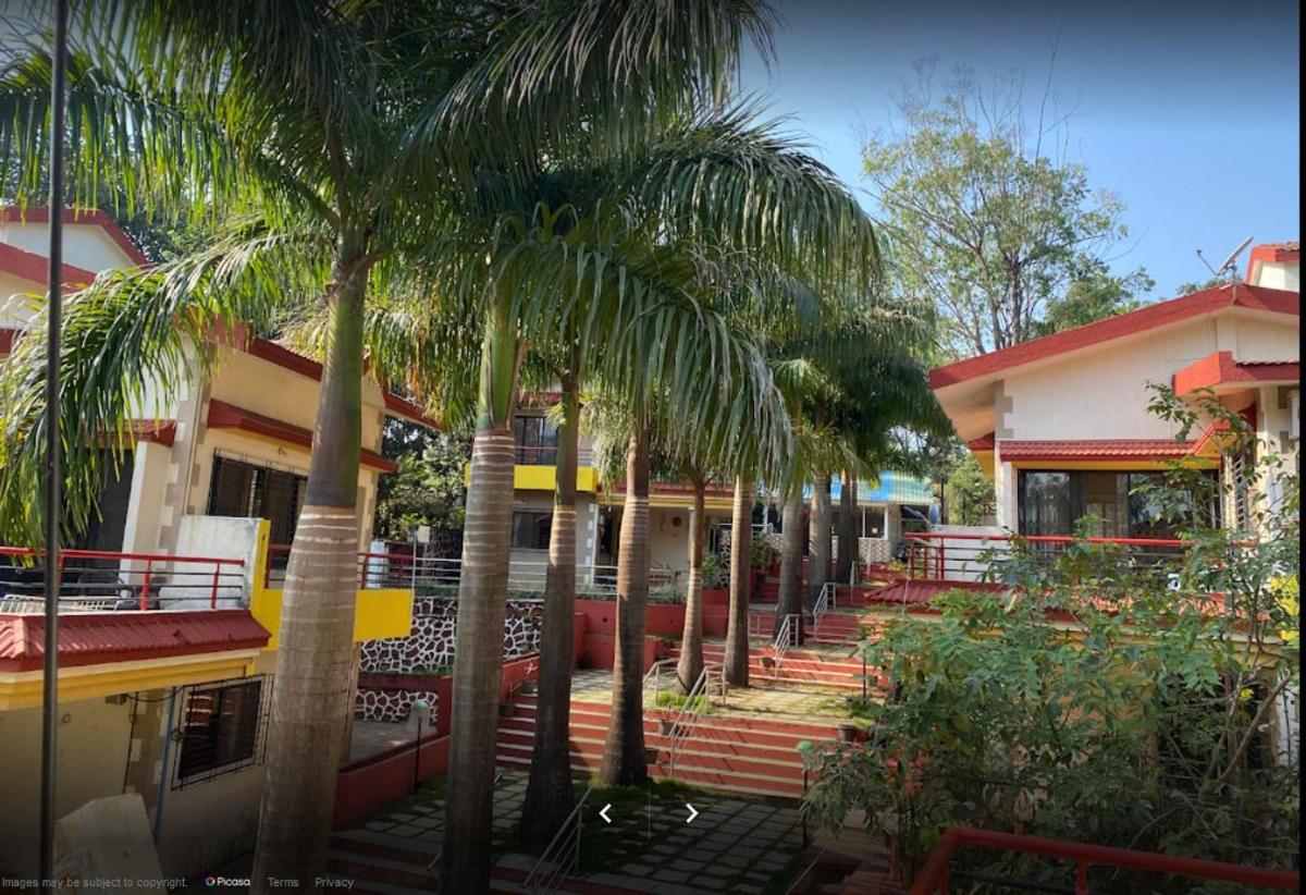 Suitetrails - Bhatia Villas 3BHK