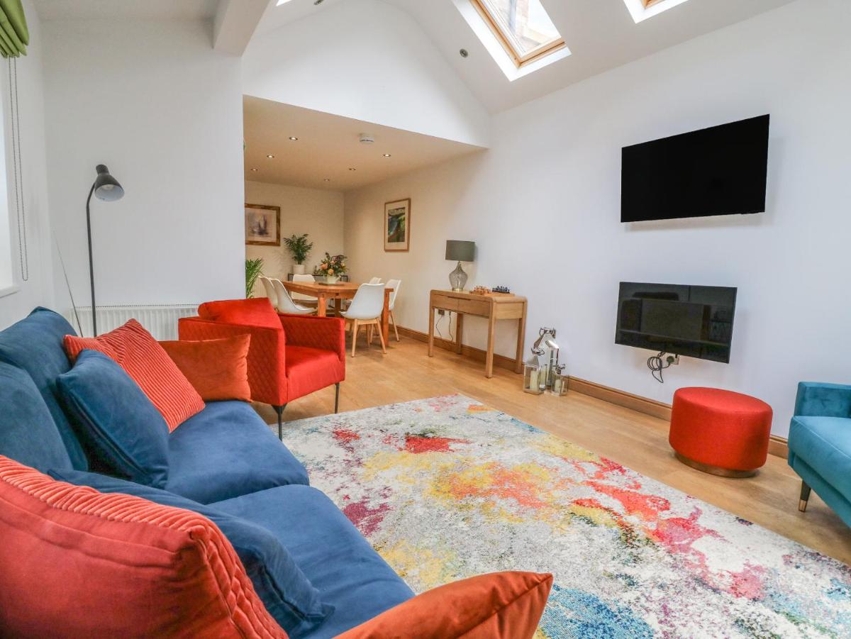 19 High Street - Housity