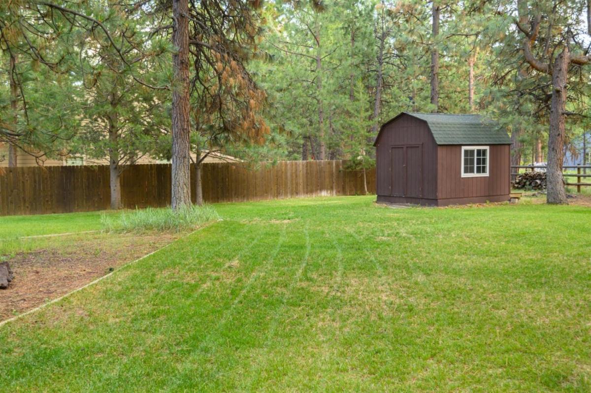 The Pinecone Lodge - Housity